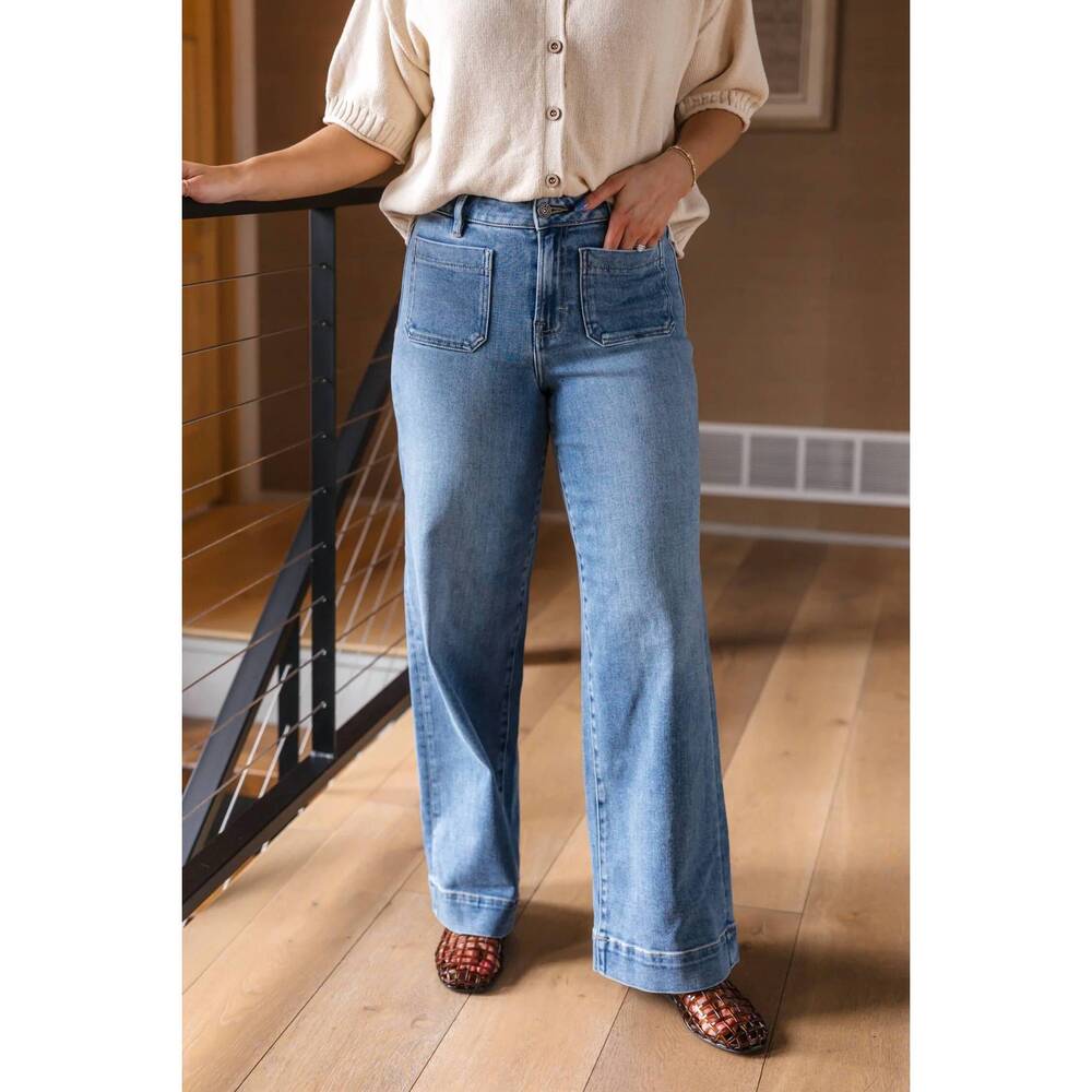 NEW HIDDEN nori high rise wide leg jean in medium blue